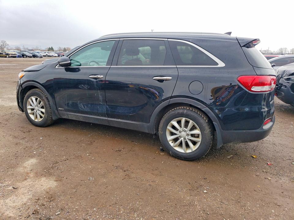 49932506 :رقم المزاد ، 5XYPGDA1XJG352507 vin ، 2018 Kia Sorento مزاد بيع