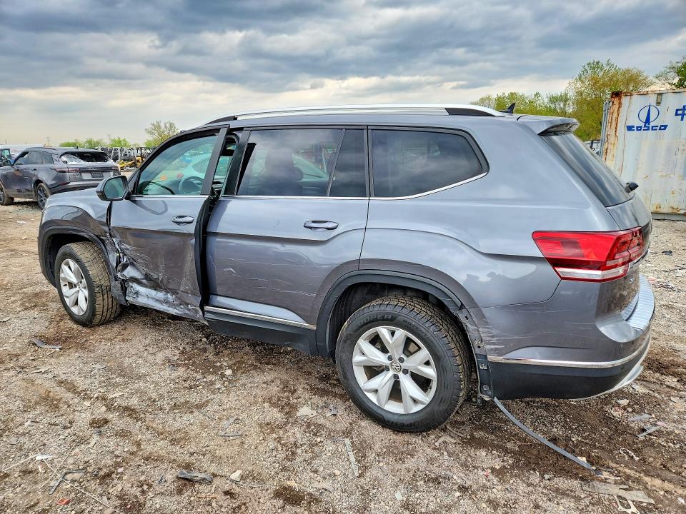 2018 Volkswagen Atlas მანქანა იყიდება აუქციონზე, vin: 1V2MR2CA7JC556635, აუქციონის ნომერი: 51946736