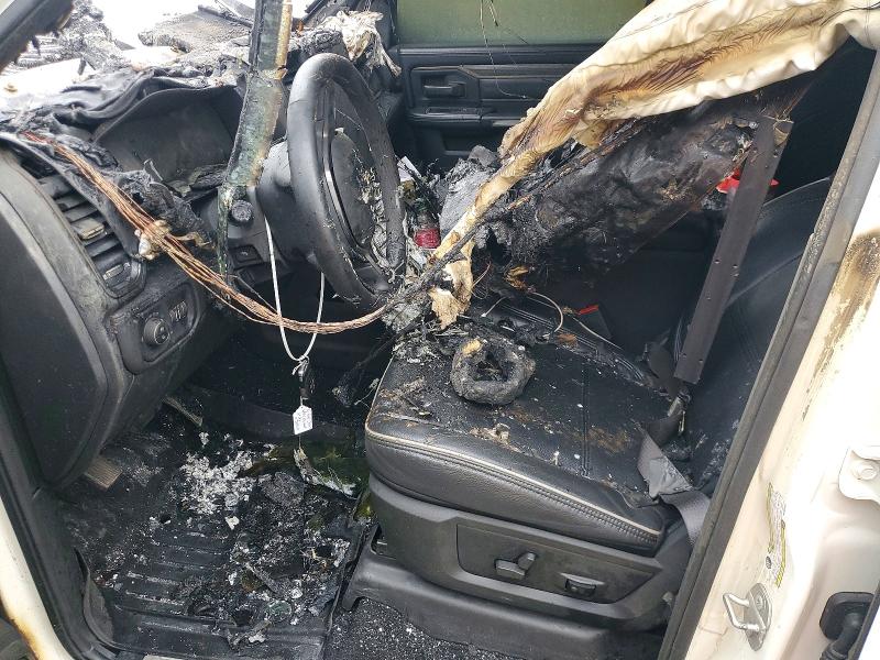 51677386 :رقم المزاد ، 3C6UR5SL2NG381534 vin ، 2022 Ram 2500 مزاد بيع
