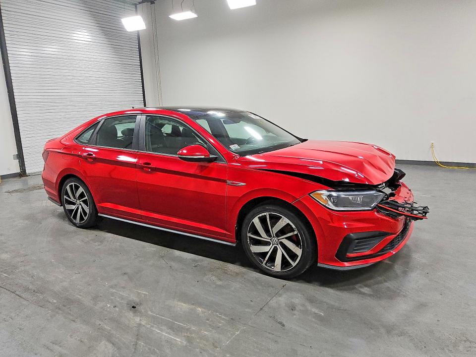 48253896 :رقم المزاد ، 3VW5T7BU5KM196035 vin ، 2019 Volkswagen Jetta مزاد بيع