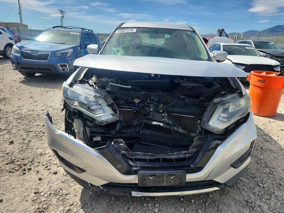 Продажа на аукционе авто 2017 Nissan Rogue, vin: KNMAT2MT2HP586568, номер лота: 49931216