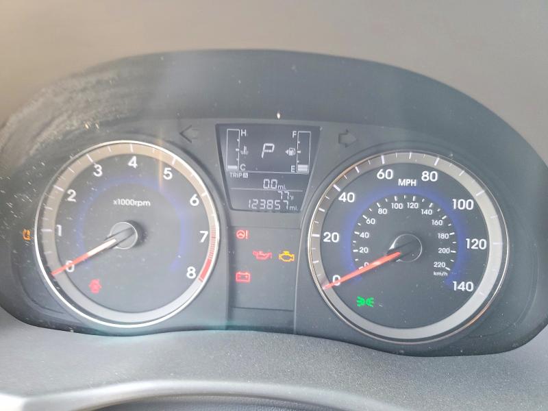 2015 Hyundai Accent მანქანა იყიდება აუქციონზე, vin: KMHCT5AE7FU217280, აუქციონის ნომერი: 49323236