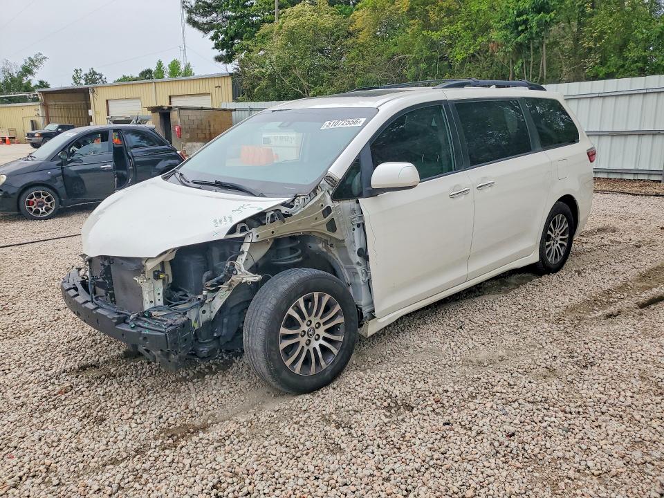 Auction sale of the 2019 Toyota Sienna, vin: 5TDYZ3DC8KS982648, lot number: 51072556
