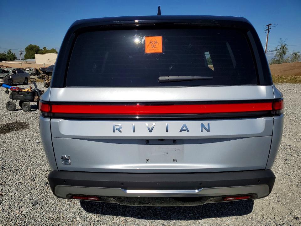 50514616 :رقم المزاد ، 7PDSGBBA7RN040588 vin ، 2024 Rivian R1s مزاد بيع