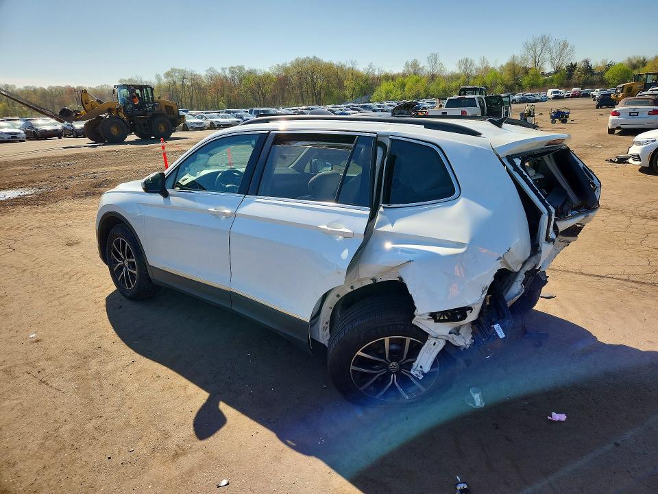 Продаж на аукціоні авто 2021 Volkswagen Tiguan, vin: 3VV2B7AX5MM009336, номер лоту: 50703546