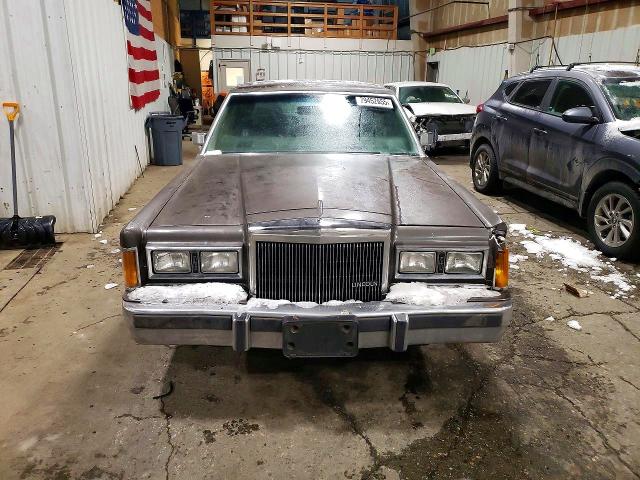 Продаж на аукціоні авто 1989 Lincoln Townhouse Town Car, vin: 1LNBM81F6KY799832, номер лоту: 51907886
