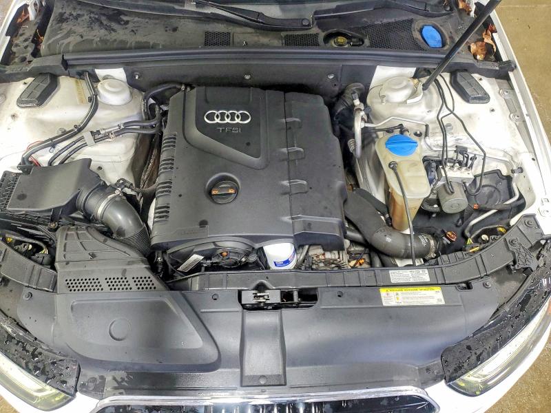 Продаж на аукціоні авто 2015 Audi A4, vin: WAUBFAFL3FN011758, номер лоту: 49635156