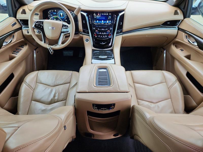 51334106 :رقم المزاد ، 1GYS4DKJ9JR100180 vin ، 2018 Cadillac Escalade مزاد بيع