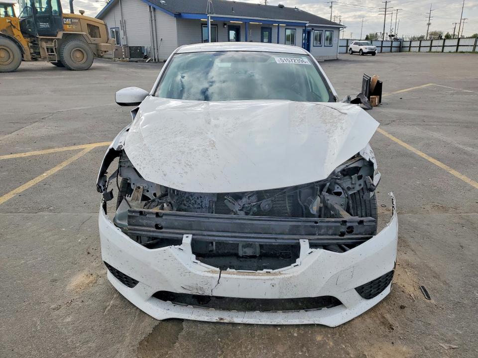 51572396 :رقم المزاد ، 3N1AB7APXJY256501 vin ، 2018 Nissan Sentra مزاد بيع