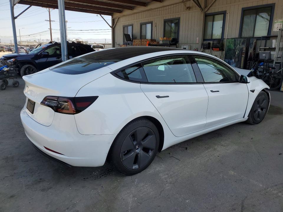 Продажа на аукционе авто 2022 Tesla Model 3, vin: 5YJ3E1EAXNF376784, номер лота: 53848846