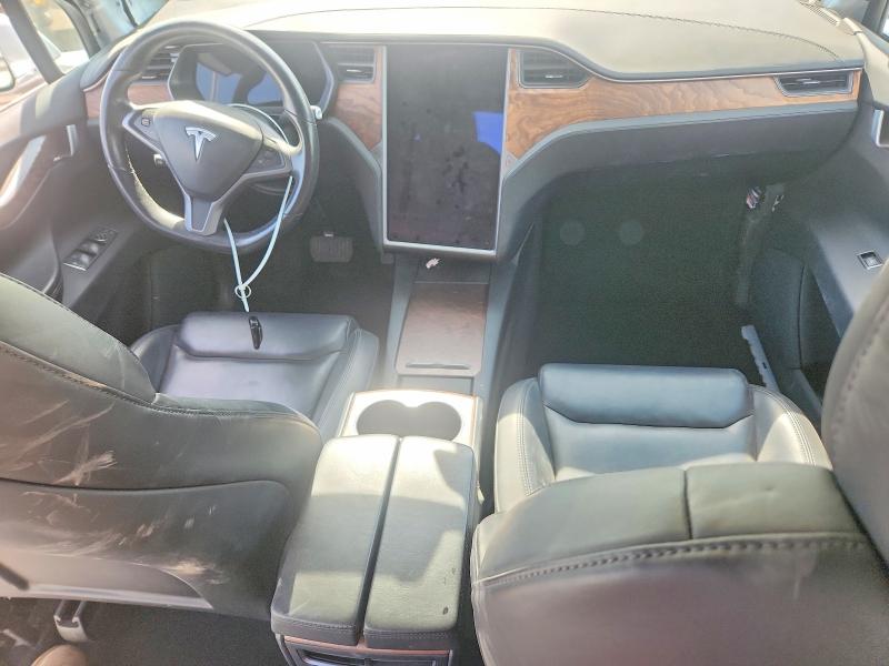 2020 Tesla Model X მანქანა იყიდება აუქციონზე, vin: 5YJXCBE29LF233344, აუქციონის ნომერი: 47647036