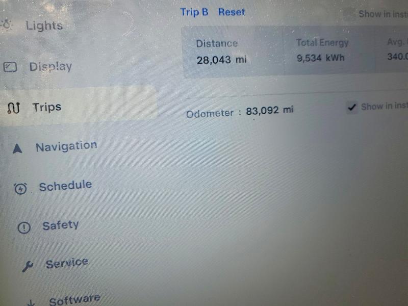 48008436 :رقم المزاد ، 5YJSA1E20JF253571 vin ، 2018 Tesla Model S مزاد بيع