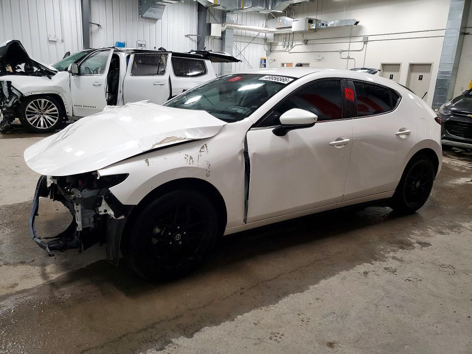 49956566 :رقم المزاد ، JM1BPAKM7S1766119 vin ، 2025 Mazda 3 مزاد بيع