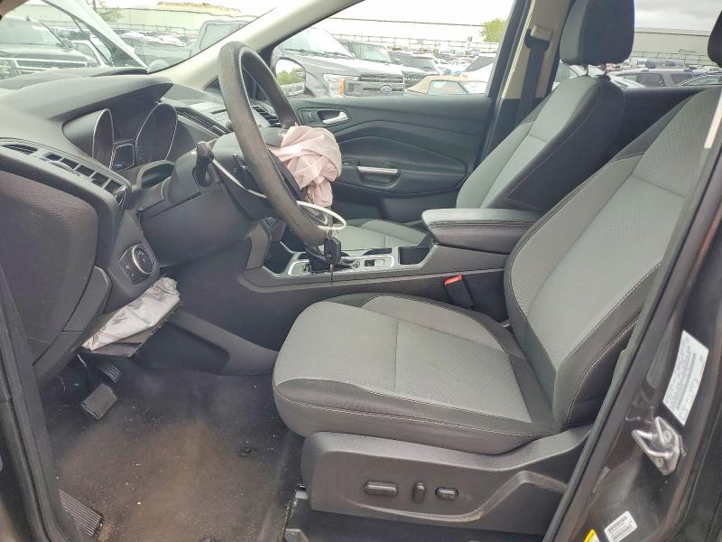 2017 Ford Escape მანქანა იყიდება აუქციონზე, vin: 1FMCU0GD8HUC62830, აუქციონის ნომერი: 51360936