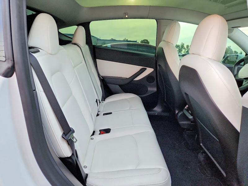 2021 Tesla Model Y მანქანა იყიდება აუქციონზე, vin: 5YJYGDEF4MF211647, აუქციონის ნომერი: 49677256