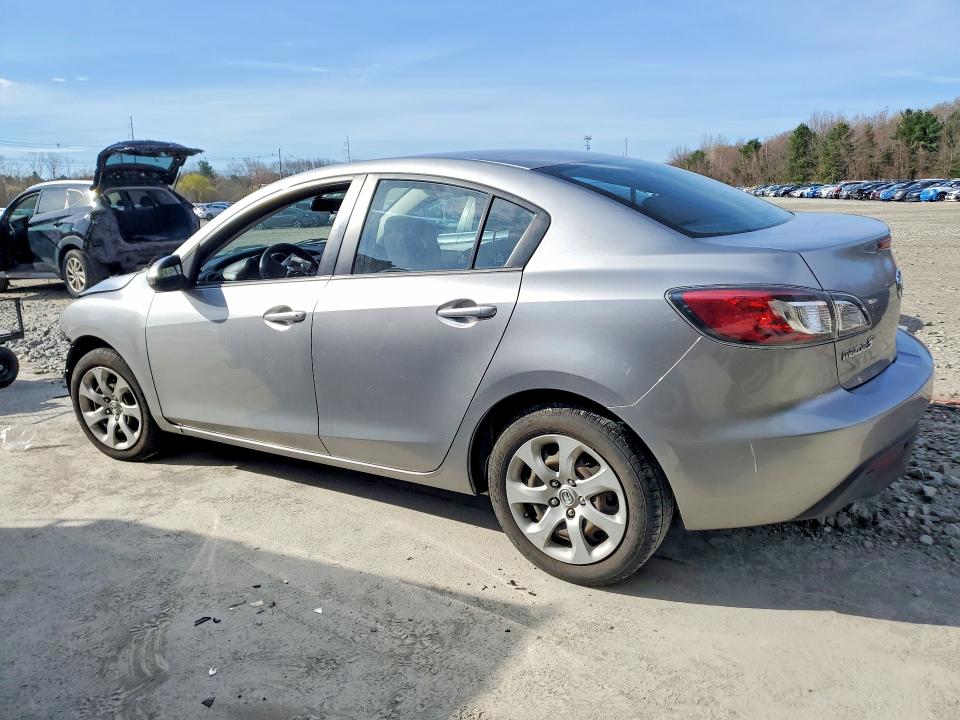 Продажа на аукционе авто 2011 Mazda 3, vin: JM1BL1UG9B1432130, номер лота: 49775136