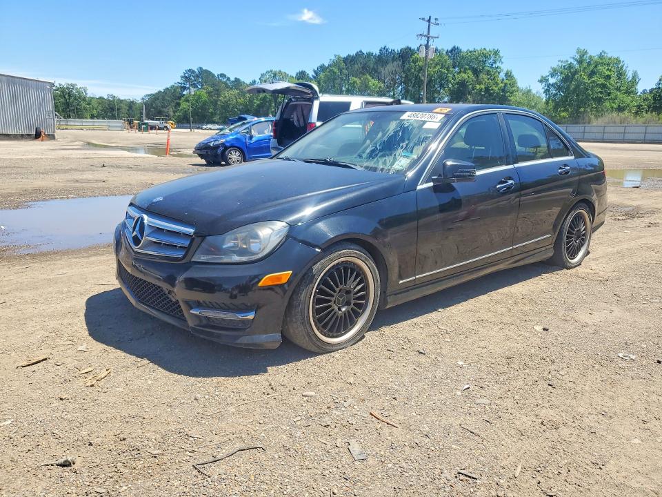 48820786 :رقم المزاد ، WDDGF4HB4DR254005 vin ، 2013 Mercedes-benz C مزاد بيع
