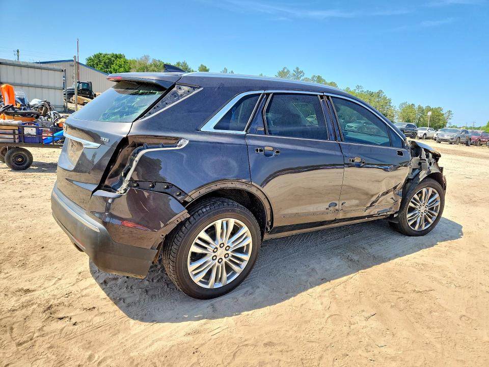 51136826 :رقم المزاد ، 1GYKNCRS3HZ189695 vin ، 2017 Cadillac Xt5 مزاد بيع