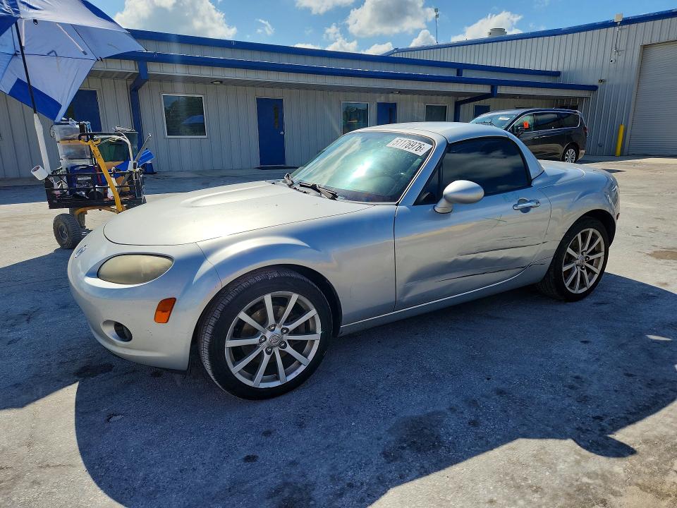 51176976 :رقم المزاد ، JM1NC26F170130514 vin ، 2007 Mazda Mx-5 Miata مزاد بيع