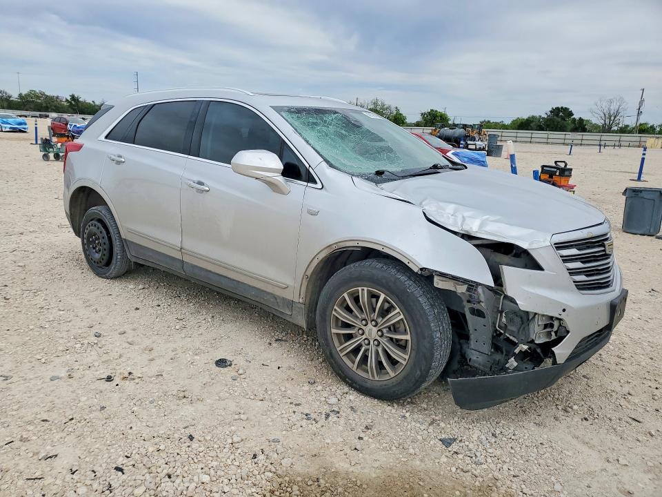 49106196 :رقم المزاد ، 1GYKNCRS4KZ244565 vin ، 2019 Cadillac Xt5 مزاد بيع