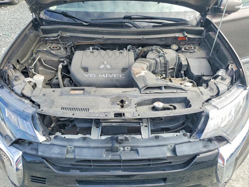 49975676 :رقم المزاد ، JA4JZ4AX8LZ604547 vin ، 2020 Mitsubishi Outlander مزاد بيع