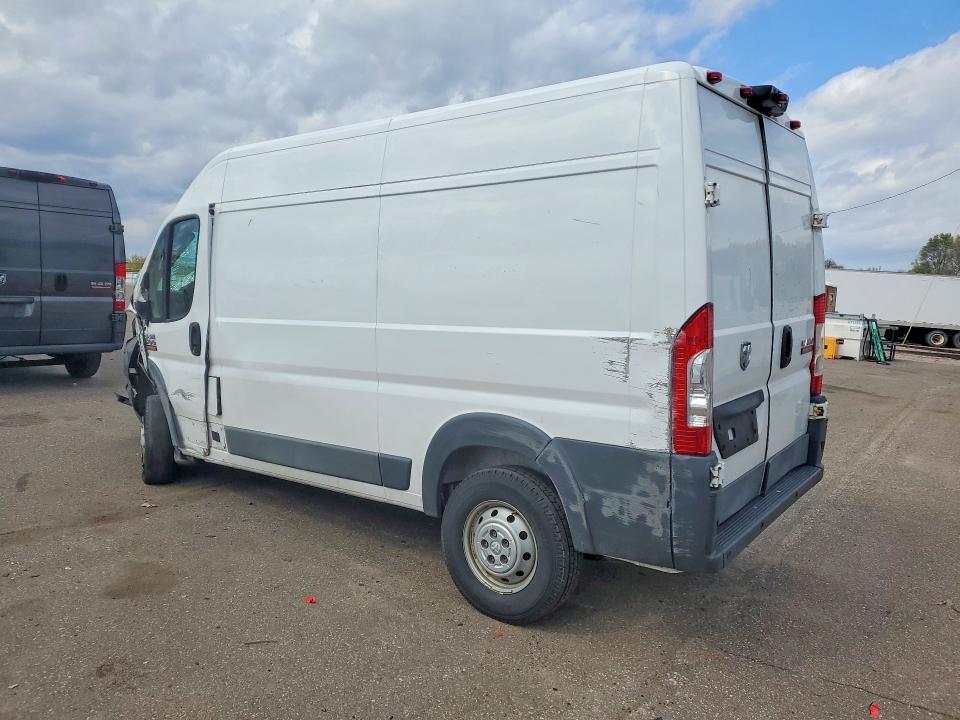 48967526 :رقم المزاد ، 3C6TRVBGXHE534644 vin ، 2017 Ram Promaster 1500 مزاد بيع