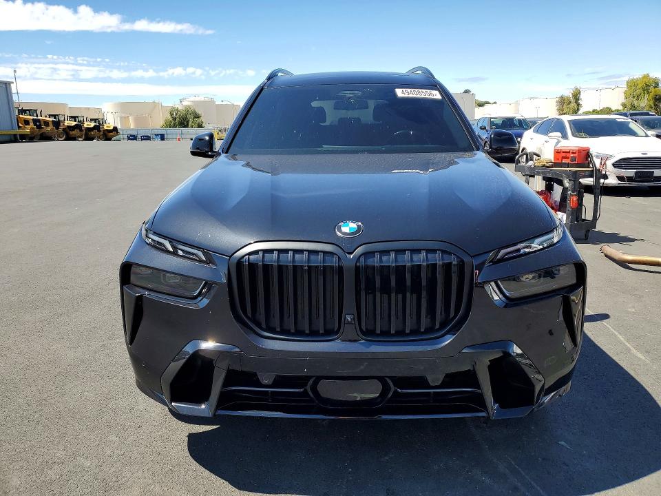 Продажа на аукционе авто 2023 Bmw X7, vin: 5UX23EM05P9R37325, номер лота: 49408556