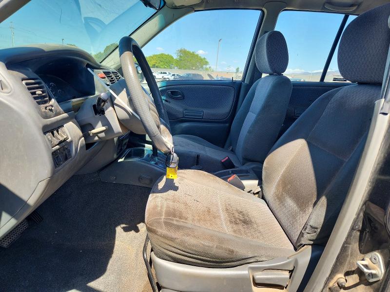 49966146 :رقم المزاد ، 2CNBJ13C2Y6914377 vin ، 2000 Chevrolet Tracker مزاد بيع