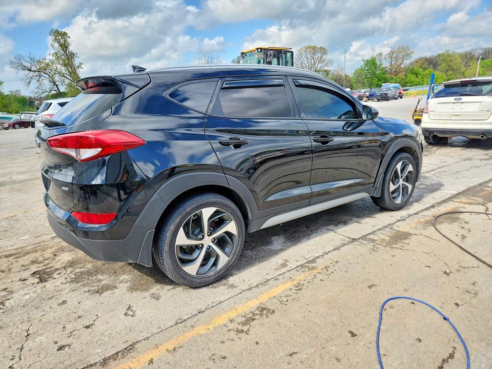 2018 Hyundai Tucson მანქანა იყიდება აუქციონზე, vin: KM8J3CA43JU695689, აუქციონის ნომერი: 50302226