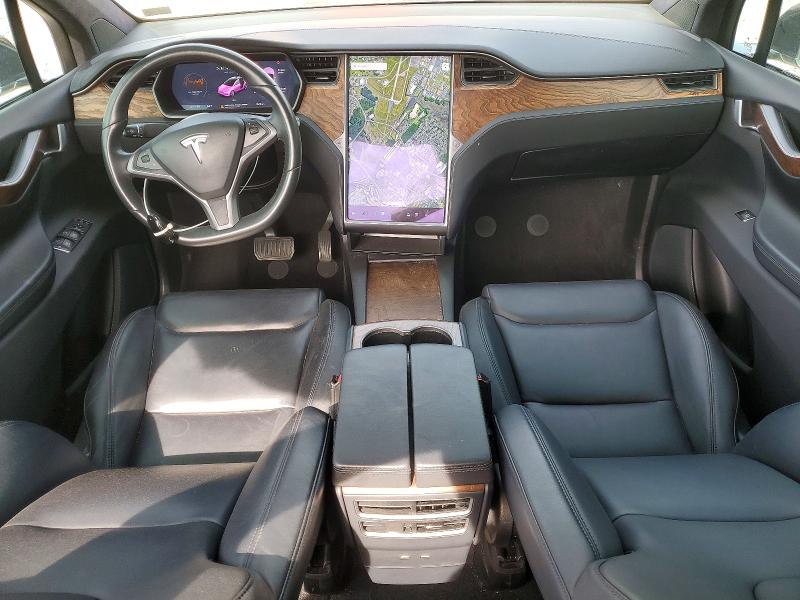 49068986 :رقم المزاد ، 5YJXCDE23LF248143 vin ، 2020 Tesla Model X مزاد بيع