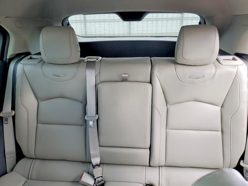 48703406 :رقم المزاد ، 1GYAZAR42PF110393 vin ، 2023 Cadillac Xt4 مزاد بيع