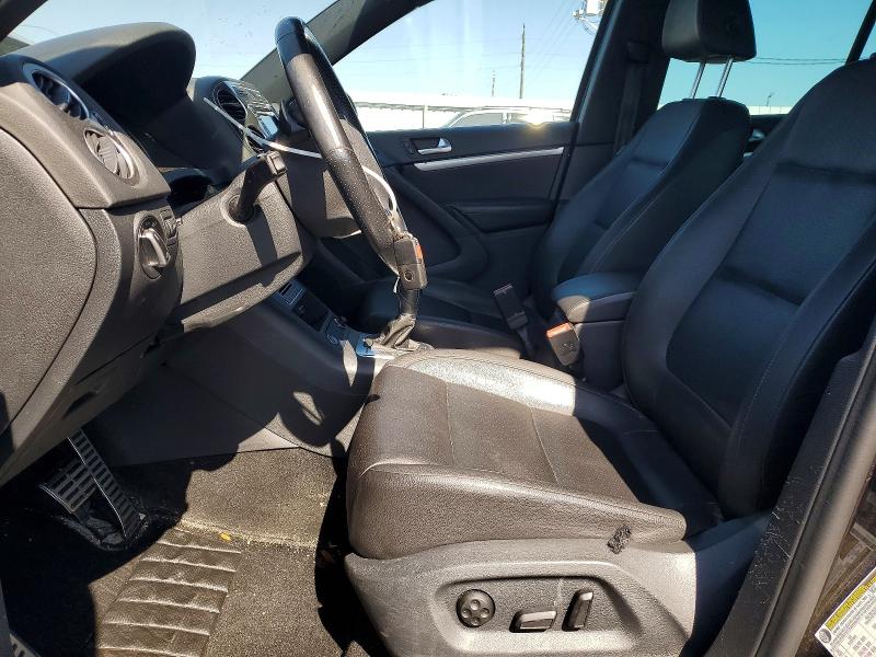 49873896 :رقم المزاد ، WVGBV7AXXGW606875 vin ، 2016 Volkswagen Tiguan مزاد بيع