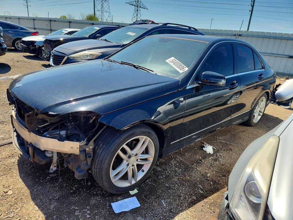2014 Mercedes-benz C მანქანა იყიდება აუქციონზე, vin: WDDGF4HB4ER305097, აუქციონის ნომერი: 50400806