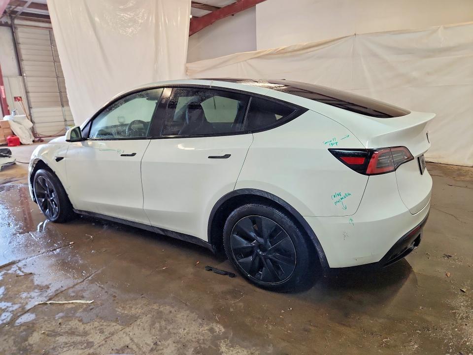 Продажа на аукционе авто 2024 Tesla Model Y, vin: 7SAYGDEEXRA307412, номер лота: 48917596
