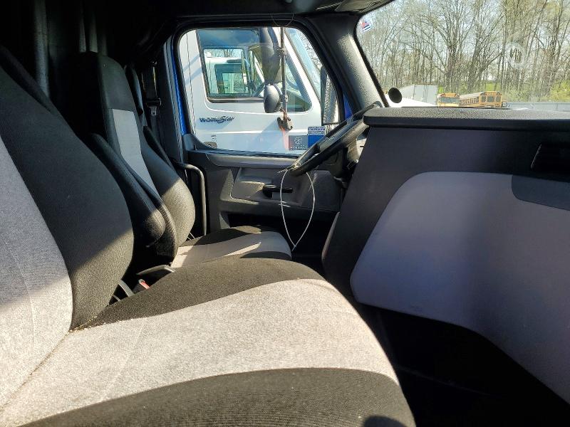 Продажа на аукционе авто 2020 Freightliner Cascadia 126, vin: 3AKJHHDR2LSLP8650, номер лота: 50825866