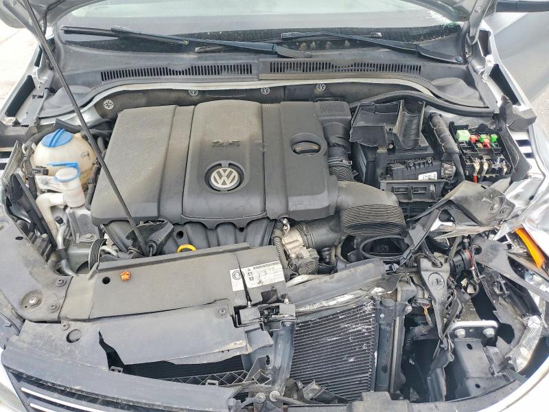 47857576 :رقم المزاد ، 3VWDX7AJ4DM306325 vin ، 2013 Volkswagen Jetta مزاد بيع
