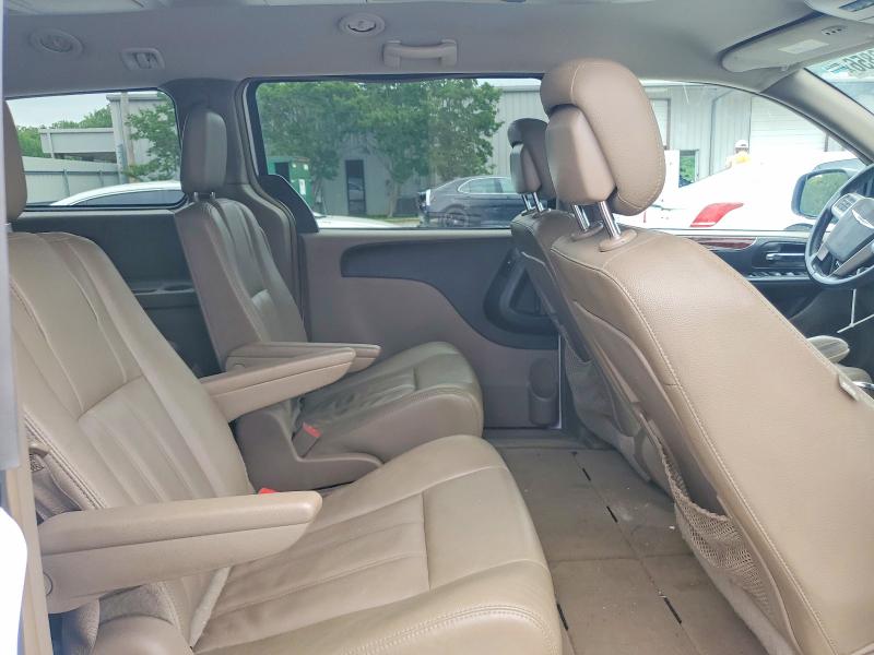 51483856 :رقم المزاد ، 2C4RC1BG8GR298361 vin ، 2016 Chrysler Town & Country مزاد بيع