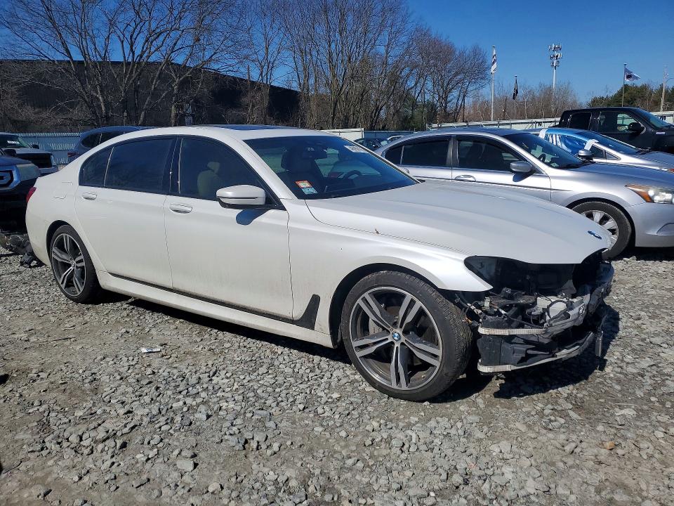 46988136 :رقم المزاد ، WBA7F2C59JG424153 vin ، 2018 Bmw 750 مزاد بيع