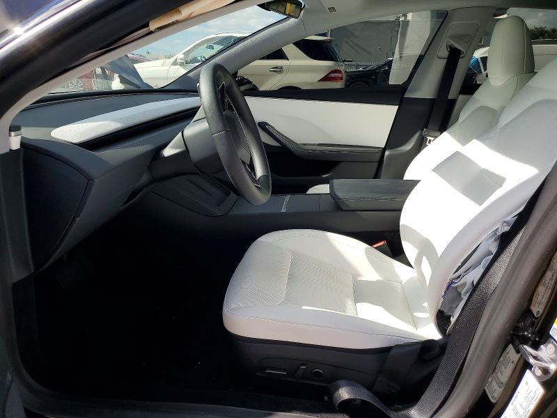 49732306 :رقم المزاد ، 5YJ3E1EA4SF978365 vin ، 2025 Tesla Model 3 مزاد بيع