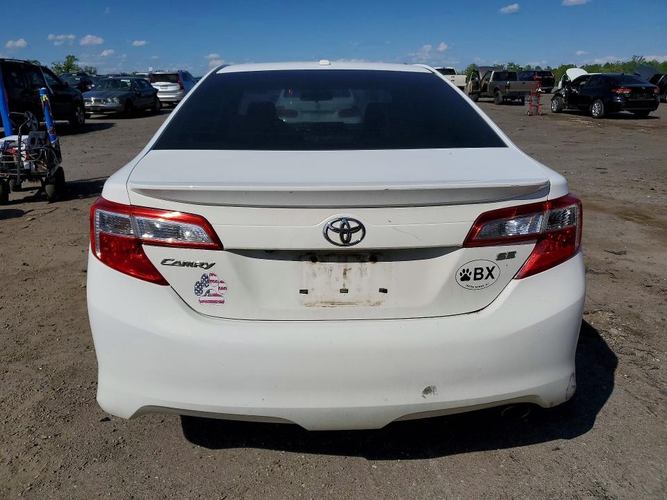 49768666 :رقم المزاد ، 4T1BF1FK3EU786443 vin ، 2014 Toyota Camry مزاد بيع