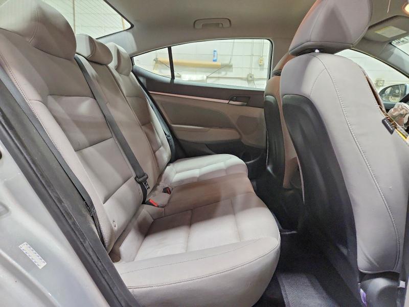 2017 Hyundai Elantra მანქანა იყიდება აუქციონზე, vin: KMHD84LFXHU427056, აუქციონის ნომერი: 49532796