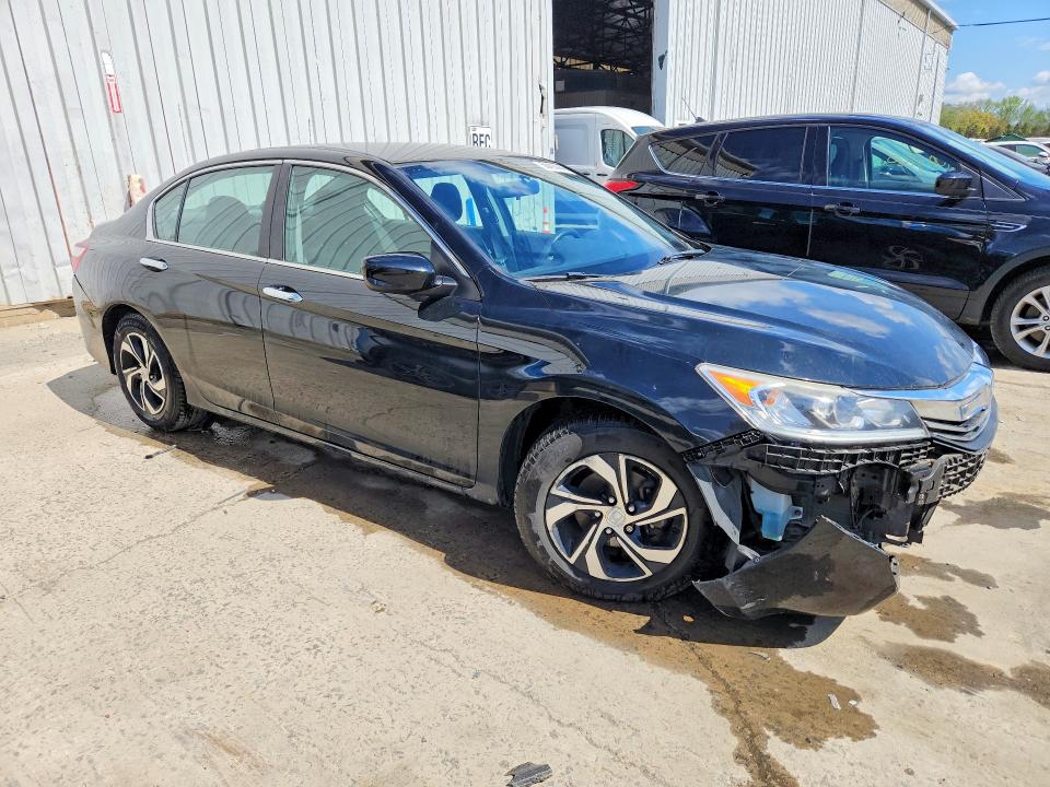 50414446 :رقم المزاد ، 1HGCR2F33HA183157 vin ، 2017 Honda Accord مزاد بيع