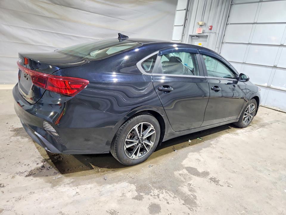 2023 Kia Forte მანქანა იყიდება აუქციონზე, vin: 3KPF24AD0PE580039, აუქციონის ნომერი: 48636756