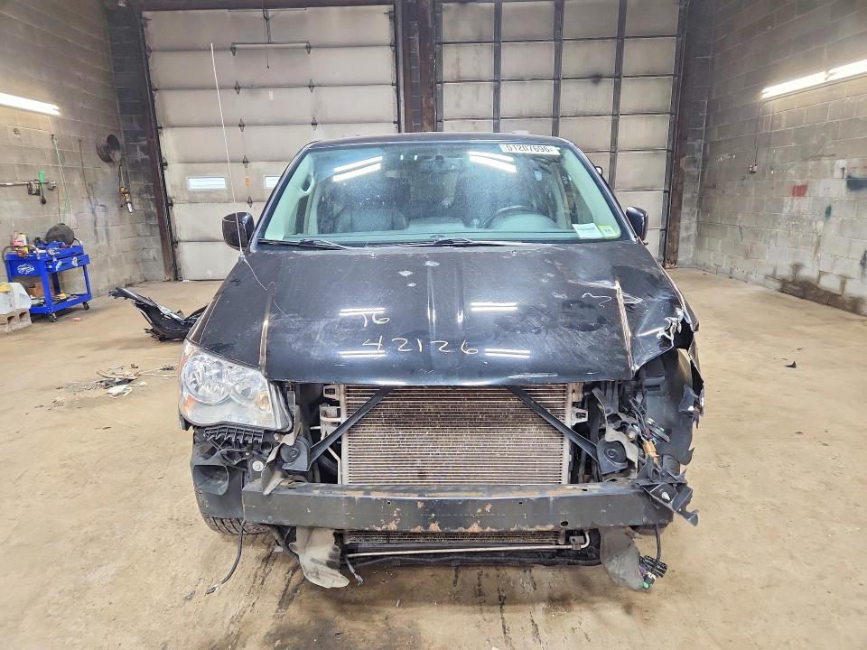2015 Chrysler Town & Country მანქანა იყიდება აუქციონზე, vin: 2C4RC1BG3FR741109, აუქციონის ნომერი: 51207696