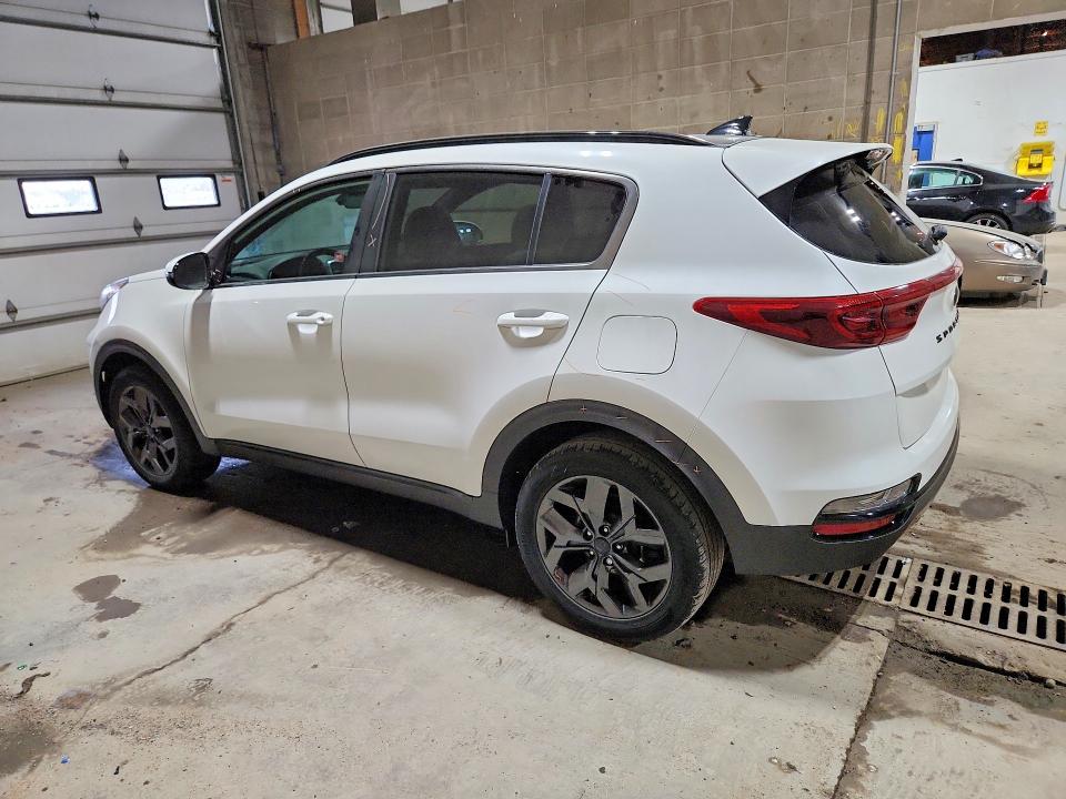 2022 Kia Sportage მანქანა იყიდება აუქციონზე, vin: KNDP6CAC2N7997881, აუქციონის ნომერი: 51085916