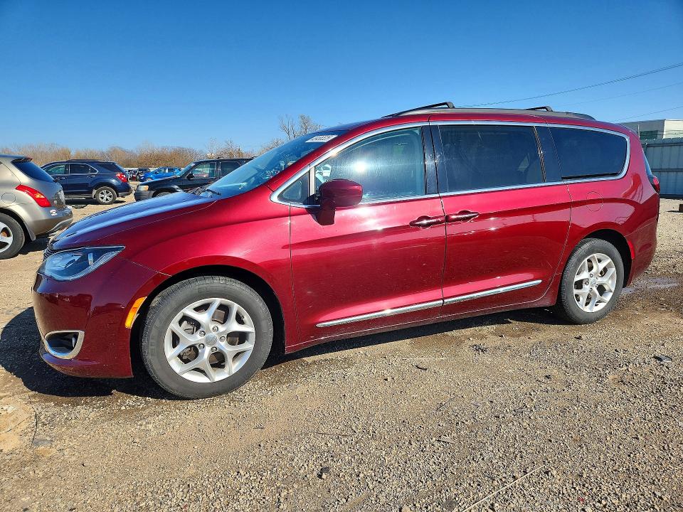 Продаж на аукціоні авто 2017 Chrysler Pacifica, vin: 2C4RC1BG5HR777225, номер лоту: 48486526