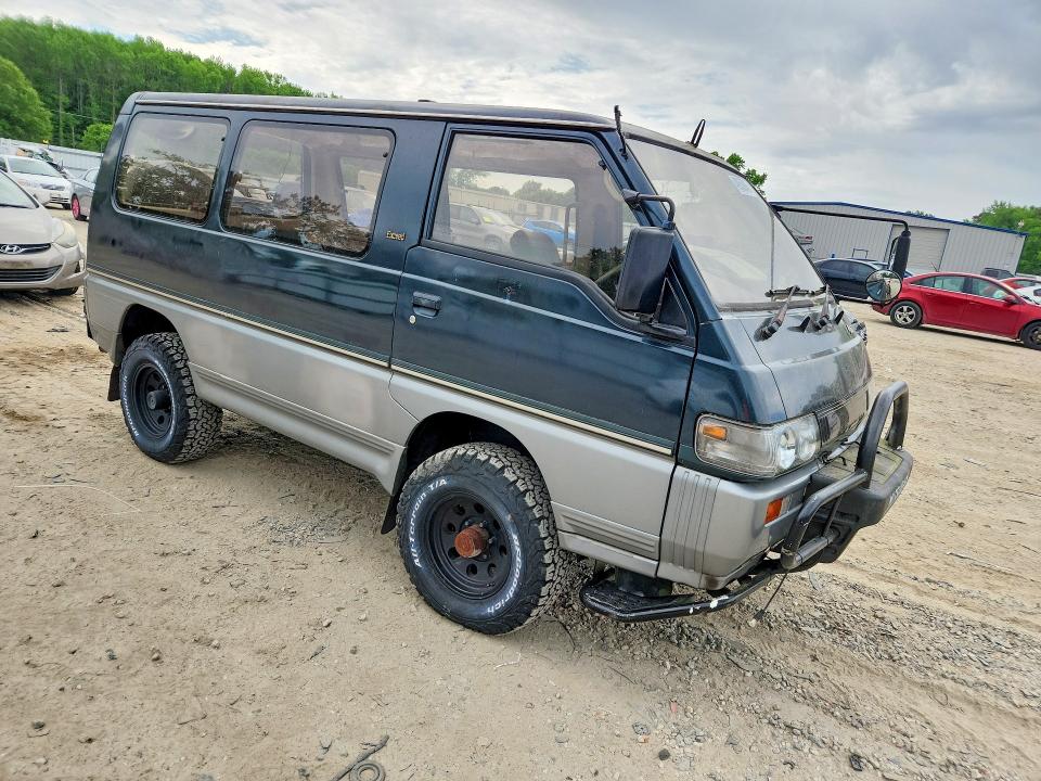 Продажа на аукционе авто 1992 Mitsubishi Uk, vin: N0V1N49858946, номер лота: 49858946