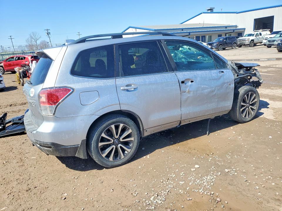 Продаж на аукціоні авто 2017 Subaru Forester, vin: JF2SJGTC9HH425302, номер лоту: 48310076