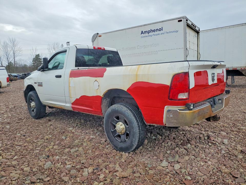 47230476 :رقم المزاد ، 3C63R3AT5HG586982 vin ، 2017 Ram 3500 مزاد بيع