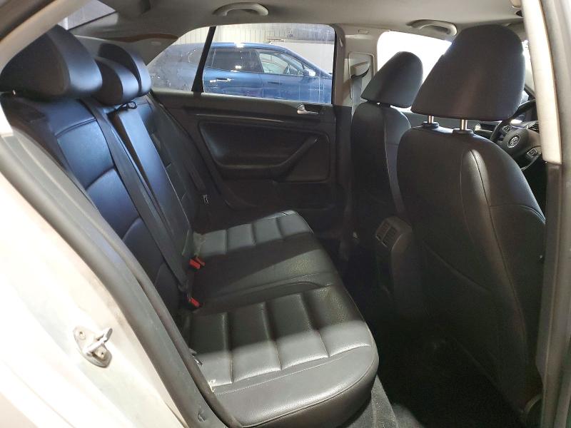 Продажа на аукционе авто 2010 Volkswagen Jetta, vin: 3VWAL7AJ3AM016099, номер лота: 50881786